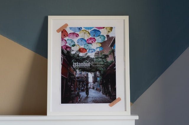 Choosing Between Wood and Digital Picture Frames for Your Memories！ - Cozyla