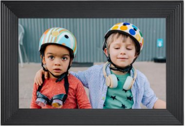 Discover the Aura Digital Photo Frame in just 3 minutes! - Cozyla