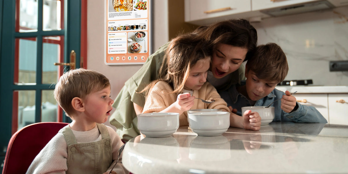 <p>Empowering everyday</p><p> family life.</p>